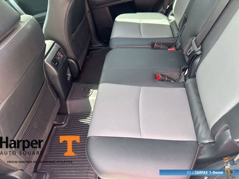 Used 2024 Toyota 4Runner SR5 Premium w/ Moonroof Package AWD/4WD image 9