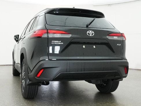 New 2026 Toyota Corolla Cross XLE FWD image 2