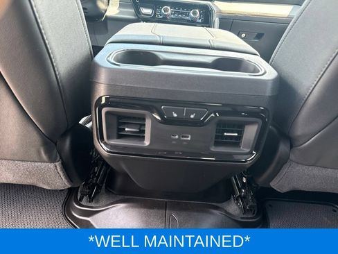 Used 2025 GMC Sierra 1500 AT4 w/ AT4 Premium Package AWD/4WD image 15