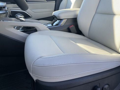 New 2025 Kia Telluride S image 21