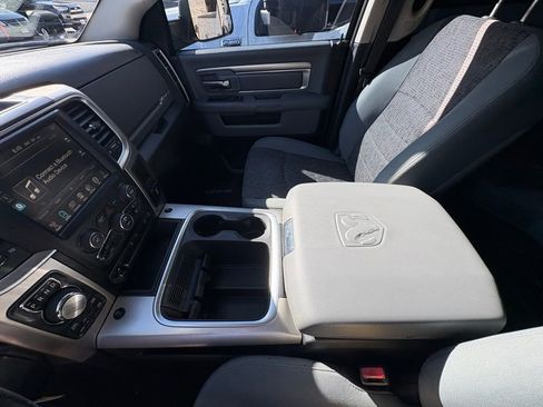 Used 2017 RAM 1500 Big Horn AWD/4WD image 24