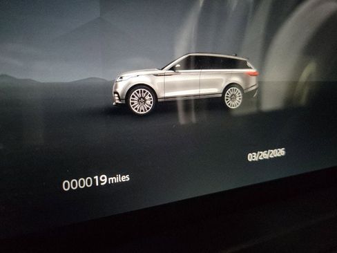 New 2026 Land Rover Range Rover Velar Dynamic SE image 18