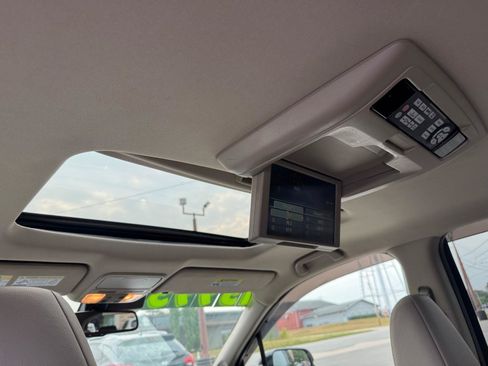 Used 2016 Honda Pilot Touring image 10