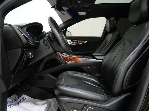 Used 2020 Lincoln Nautilus Reserve w/ Equipment Group 202A image 12