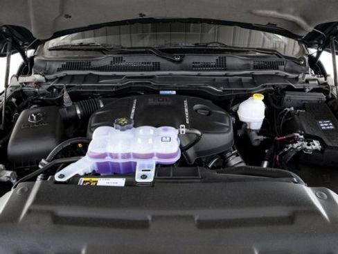 Used 2017 RAM 1500 Laramie w/ Convenience Group image 16