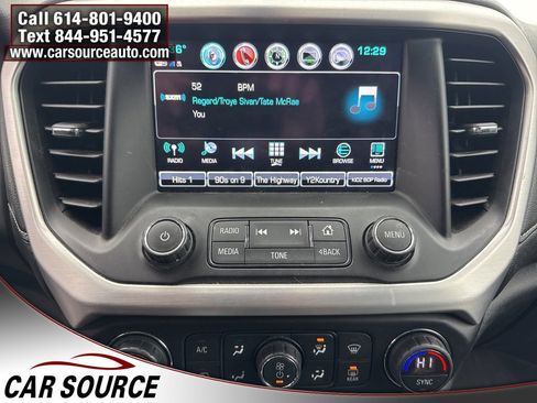 Used 2019 GMC Acadia SLT image 28