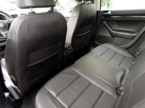 Used 2014 Volkswagen Jetta TDI image 13