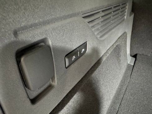 New 2026 Lincoln Nautilus Premier w/ Equipment Group 102A image 16