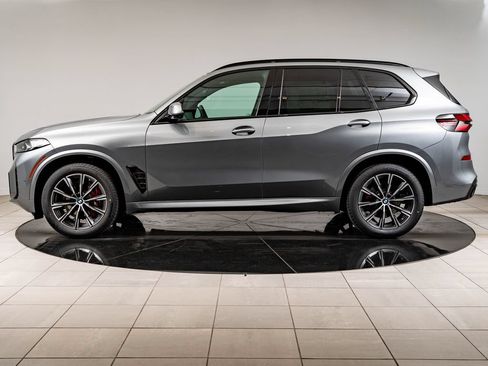 New 2026 BMW X5 xDrive40i w/ M Sport Package AWD/4WD image 5