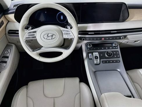 Certified 2024 Hyundai Palisade Limited AWD/4WD image 26