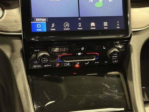 Certified 2024 Jeep Grand Cherokee Limited 4xe image 18