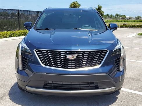 Used 2019 Cadillac XT4 Premium Luxury w/ Driver Awareness Package image 2