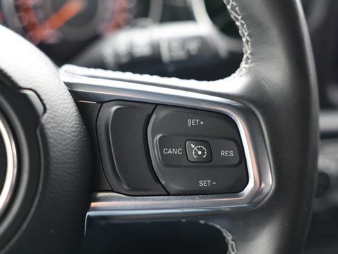 Used 2023 Jeep Wrangler Unlimited Sahara w/ Cold Weather Group AWD/4WD image 23
