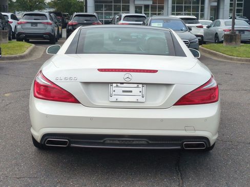 Used 2013 Mercedes-Benz SL 550 image 4