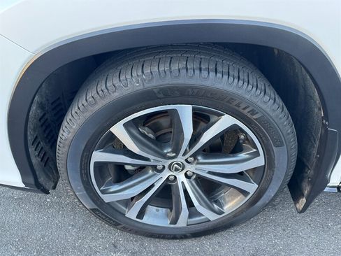 Used 2018 Lexus RX 450h AWD w/ Premium Package image 7