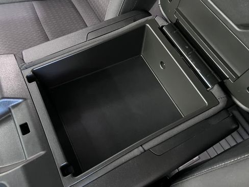 Used 2022 Chevrolet Silverado 1500 LT image 33