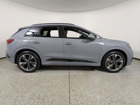 Used 2024 Audi Q4 e-tron Premium AWD/4WD image 8
