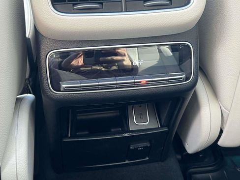 Certified 2022 Mercedes-Benz GLS 450 4MATIC image 35