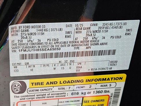 New 2025 Ford Expedition Active image 17