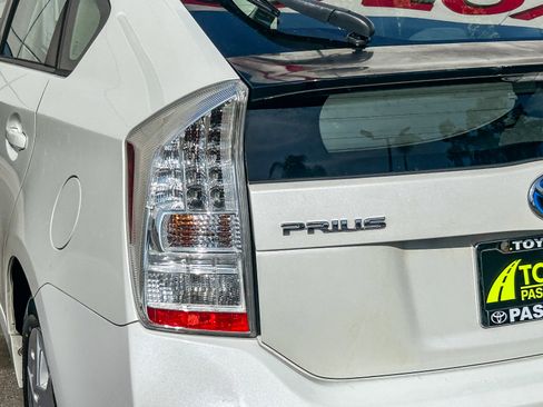 Used 2010 Toyota Prius Two image 9
