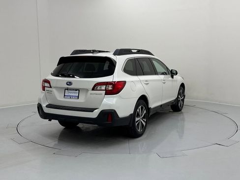 Used 2019 Subaru Outback 2.5i Limited w/ Popular Package #2 image 7