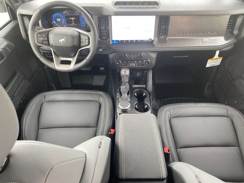 New 2025 Ford Bronco Badlands AWD/4WD image 14