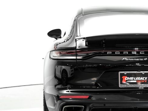 Used 2022 Porsche Panamera 4 AWD/4WD image 53