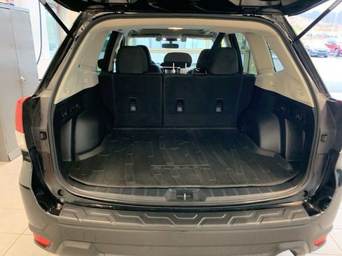 Used 2020 Subaru Forester Premium image 14