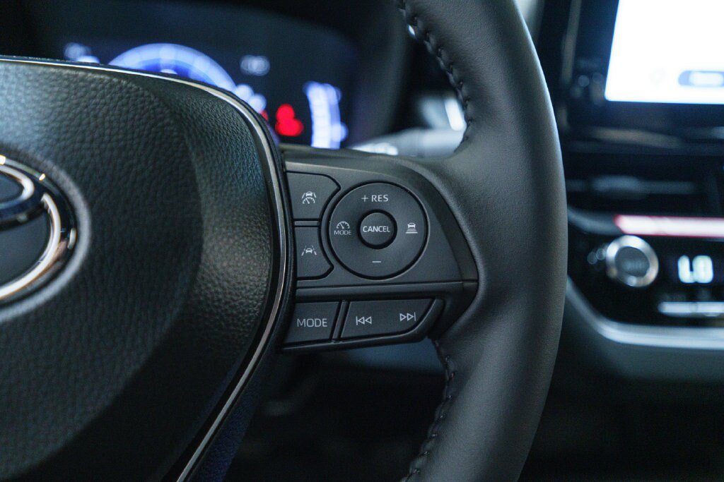 Certified 2026 Toyota Corolla SE FWD image 19