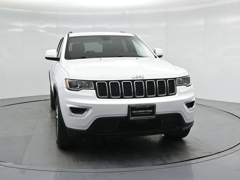 Used 2021 Jeep Grand Cherokee Laredo RWD image 53