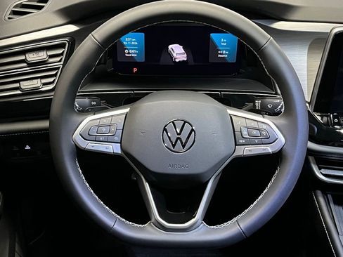 New 2026 Volkswagen Atlas Cross Sport SE image 9