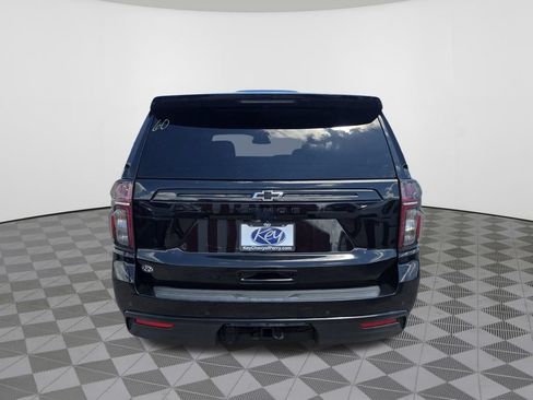 Used 2023 Chevrolet Tahoe Z71 w/ Luxury Package AWD/4WD image 11
