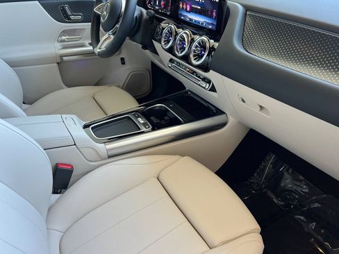 Certified 2025 Mercedes-Benz GLA 250 image 20