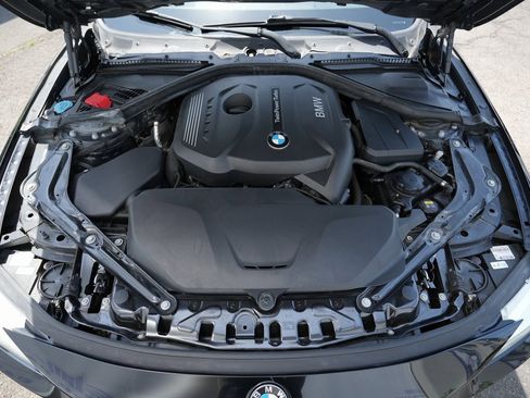 Used 2017 BMW 430i Convertible image 18