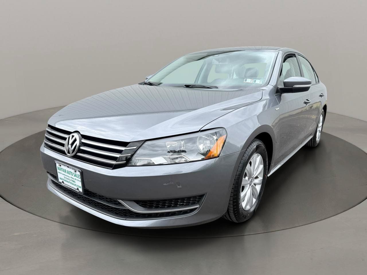 Used 2015 Volkswagen Passat 1.8T Wolfsburg Edition FWD image 2