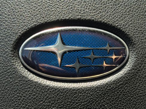 Used 2017 Subaru Impreza 2.0i Premium AWD/4WD image 31