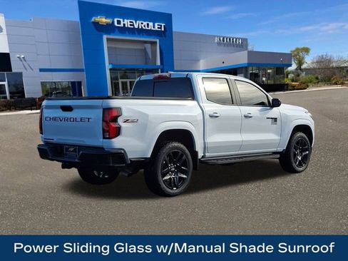 Used 2025 Chevrolet Colorado Z71 w/ Z71 Convenience Package 2 image 9