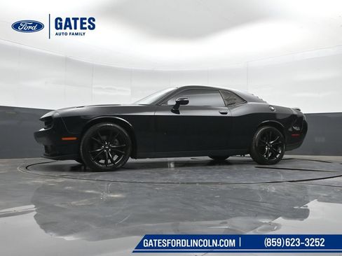 Used 2017 Dodge Challenger SXT Plus RWD image 35