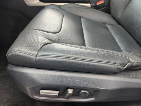 Used 2024 Toyota Tundra SR5 w/ SR5 Premium Package RWD image 18