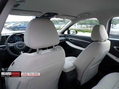 Used 2025 Hyundai Sonata SE image 29