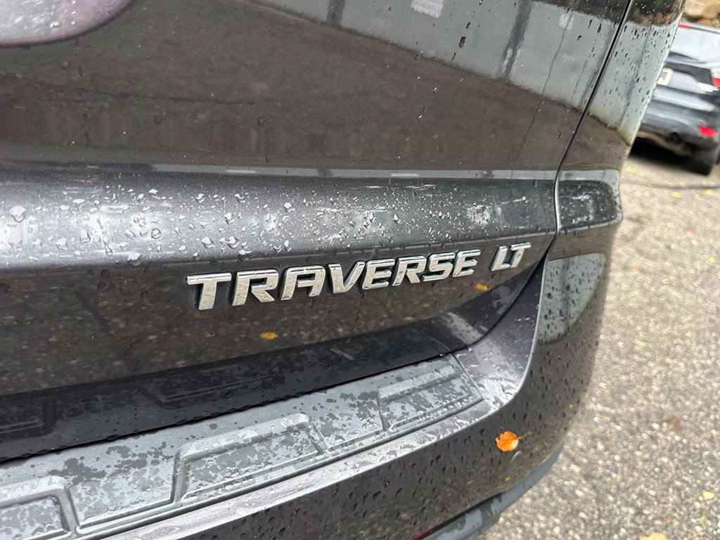 Used 2015 Chevrolet Traverse LT FWD image 26