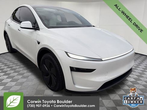 Used 2026 Tesla Model Y Long Range AWD/4WD image 1