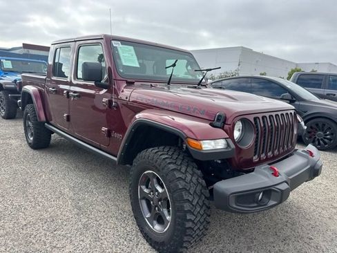 Used 2022 Jeep Gladiator Rubicon w/ Cold Weather Group AWD/4WD image 3