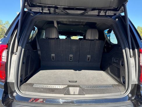 Used 2025 GMC Yukon XL Denali image 18