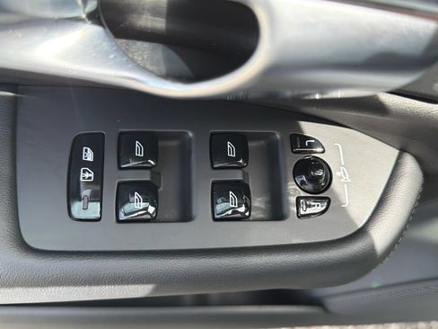 Used 2023 Volvo XC90 B5 Plus w/ Protection Package Premier AWD/4WD image 28