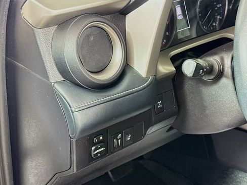 Used 2018 Toyota RAV4 XLE w/ Plus Extra Value Package AWD/4WD image 12