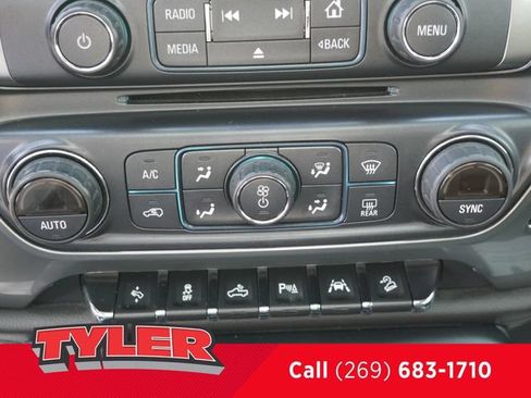 Used 2017 Chevrolet Silverado 1500 LTZ Z71 w/ LTZ Plus Package AWD/4WD image 32