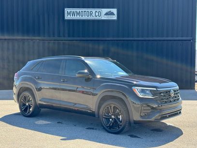 Used 2025 Volkswagen Atlas Cross Sport SEL R-Line