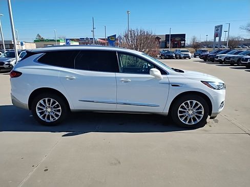 Used 2020 Buick Enclave Premium w/ Surround and Sites Package image 6