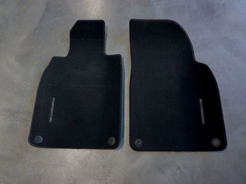 Used 2018 Porsche 911 GT3 image 95